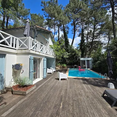 L'amour A La - Piscine Chauffee - 8 Personnes